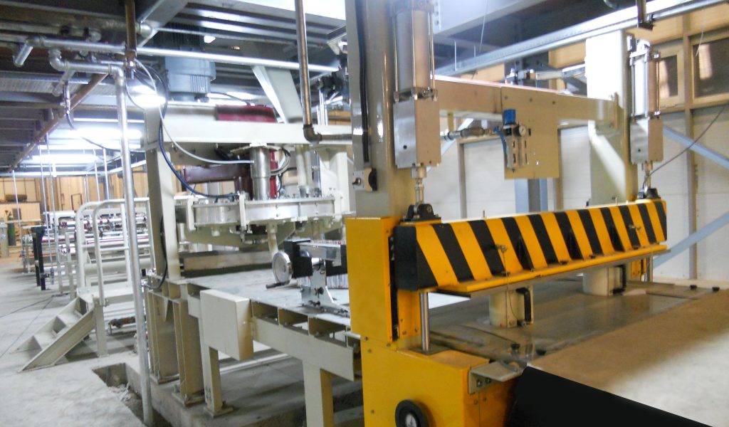 Sistema de control de la máquina de fabricación de paneles de yeso.