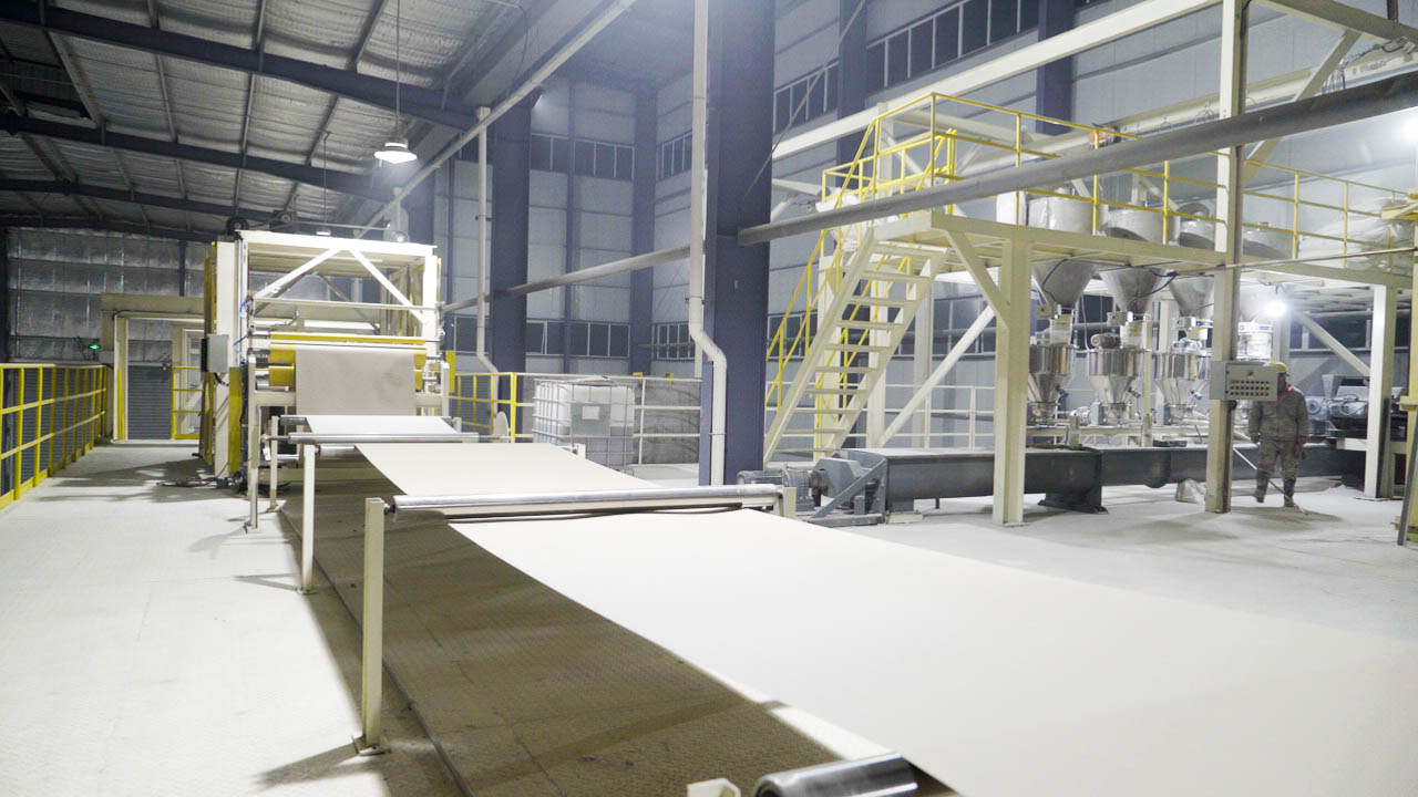 Control System of gypsum board manufacturing machine